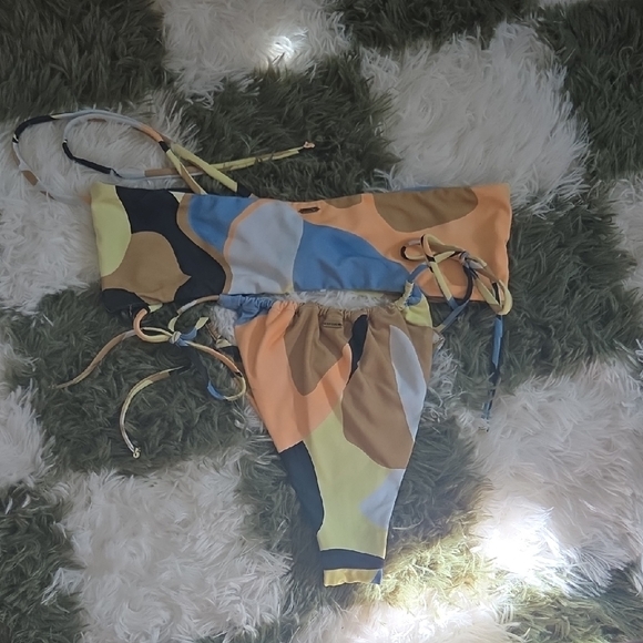 Colorful Bikini Set - Picture 4 of 4